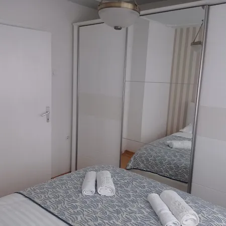 Central Residence Banja Luka Spacious Apartment With Private Parking Apartament Banja Luka